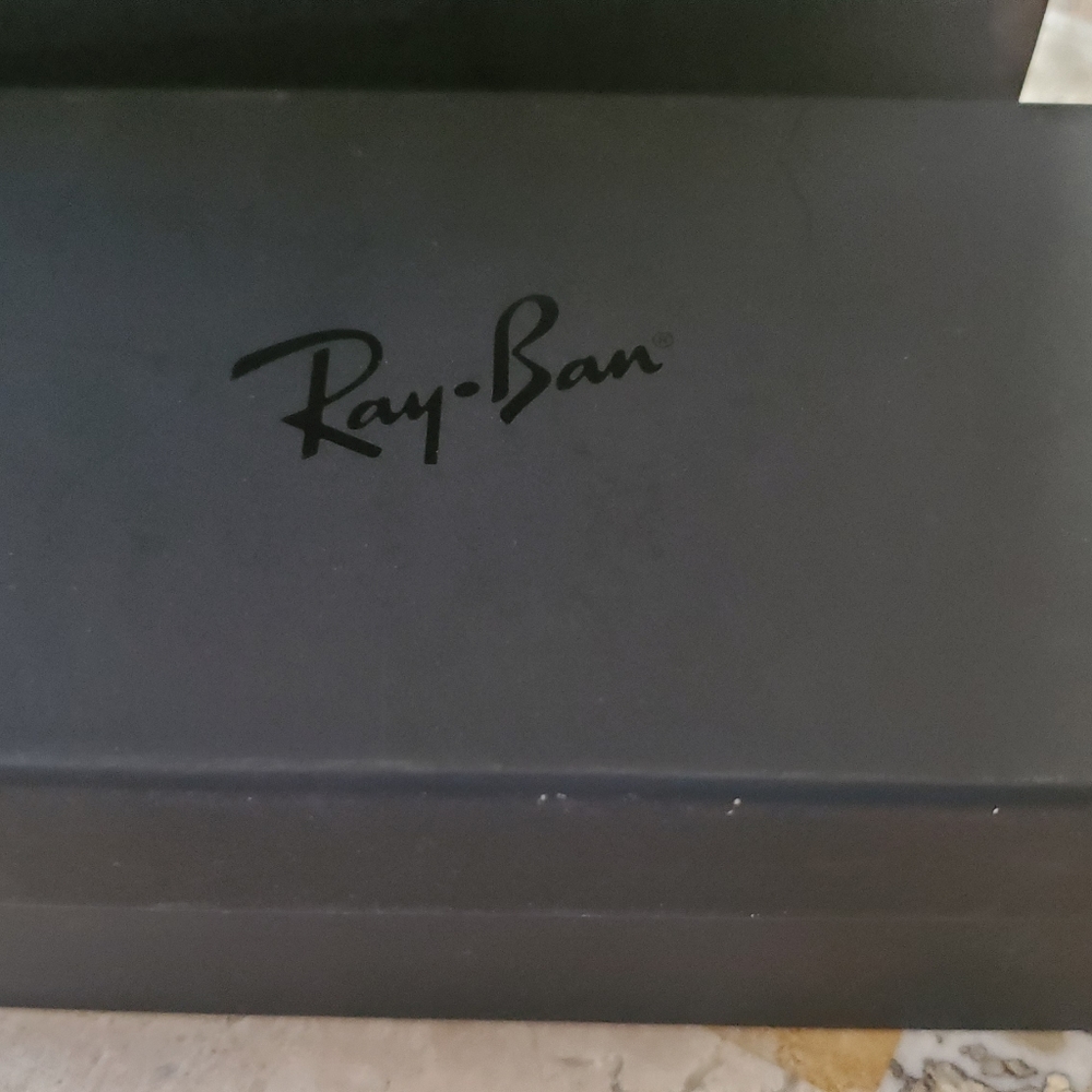 RayBan Women's Sunglasses - Picture 6 of 11
